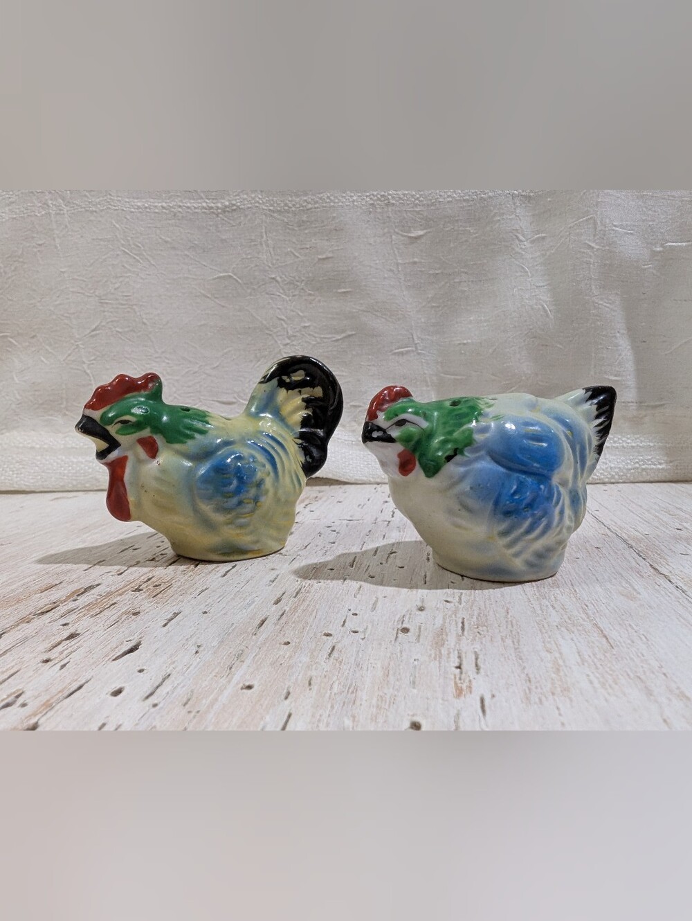 Vintage Ceramic Rooster and Hen Salt and Pepper Shakers Japan